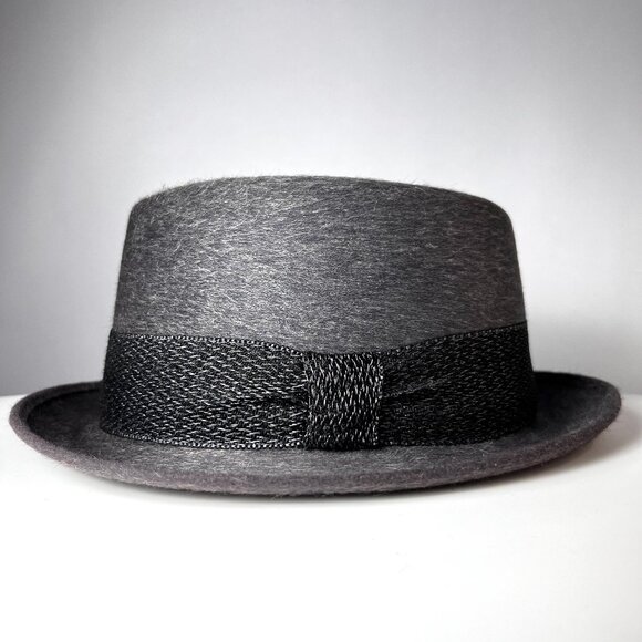 PARKLEIGH Exclusive with Gimbels Vintage Hat Gray & Charcoal Made in Italy